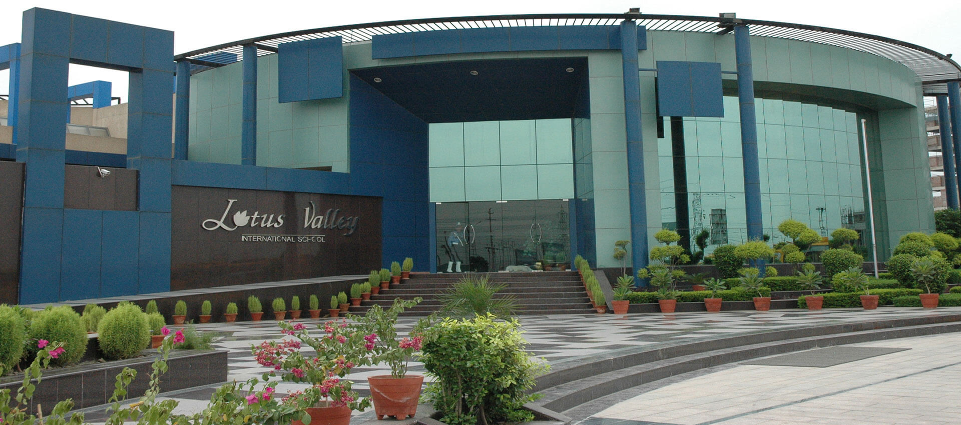 Lotus Valley International School Sector 126 , Noida Reviews & More